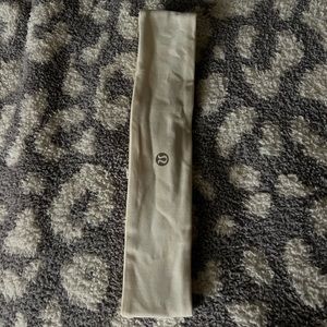 white lululemon headband
